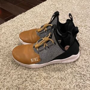 Nike Sneaker